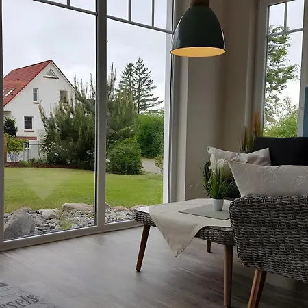 Vakantiehuis Fuer 6 Personen 123 M² In *